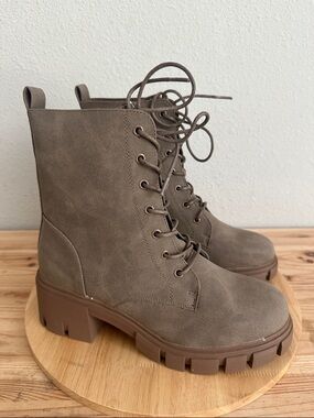 Dirty Laundry Womens Newz Block Heel Booties